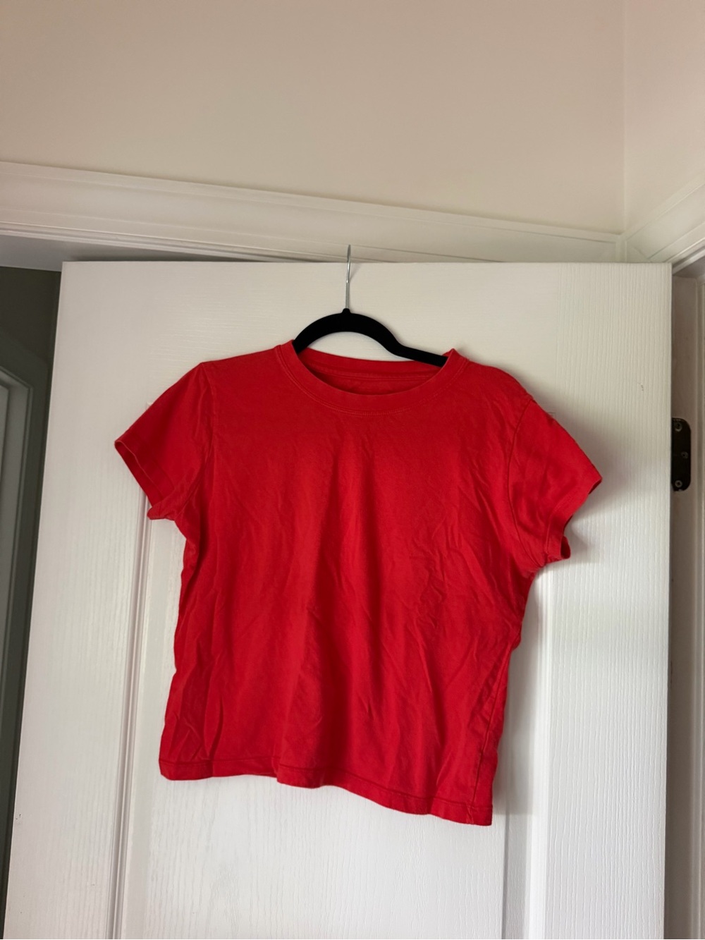 Red DAILY DRILLS T-Shirt - Comfortable Everyday Top M/L